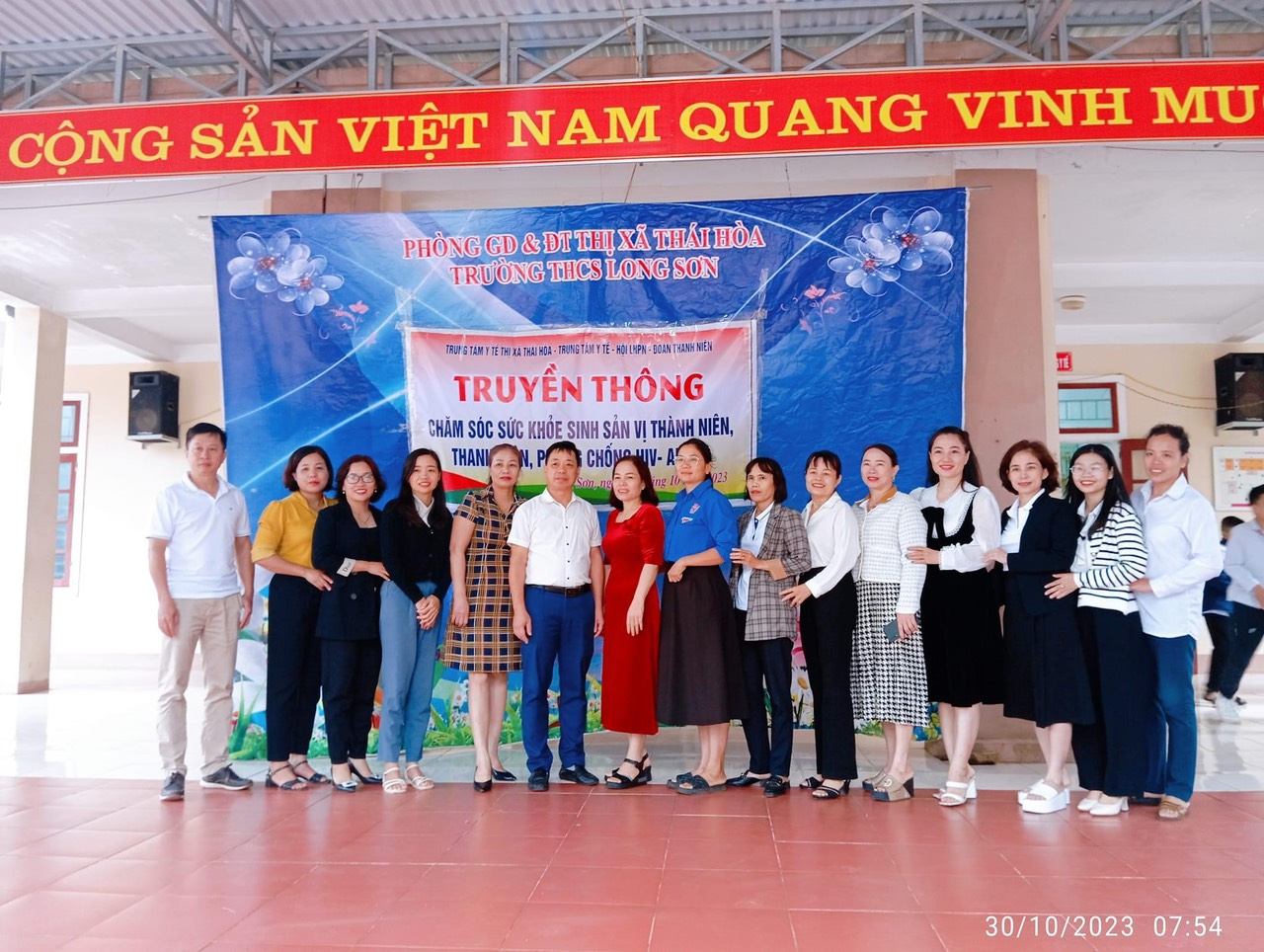 ảnh chụp các thành viên tham gia