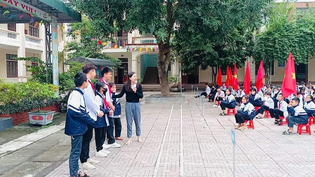 ảnh hỏi học sinh